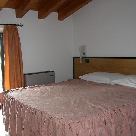 Hotel La Pergola Moniga del Garda Exteriér fotografie
